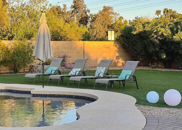 Pool Paradise Loc! *