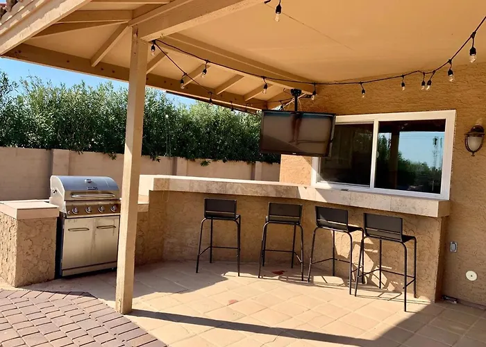 Holiday home Pool Paradise Loc! *